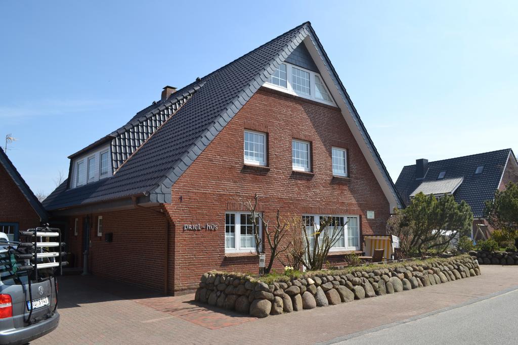 Priel-Hues Apartment List Exterior foto