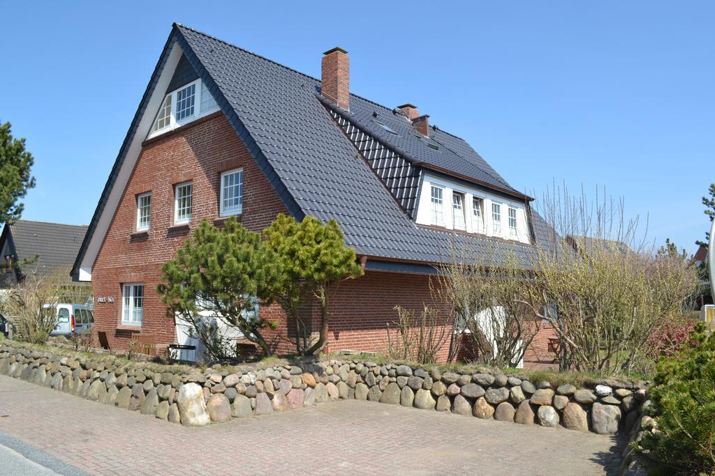 Priel-Hues Apartment List Exterior foto