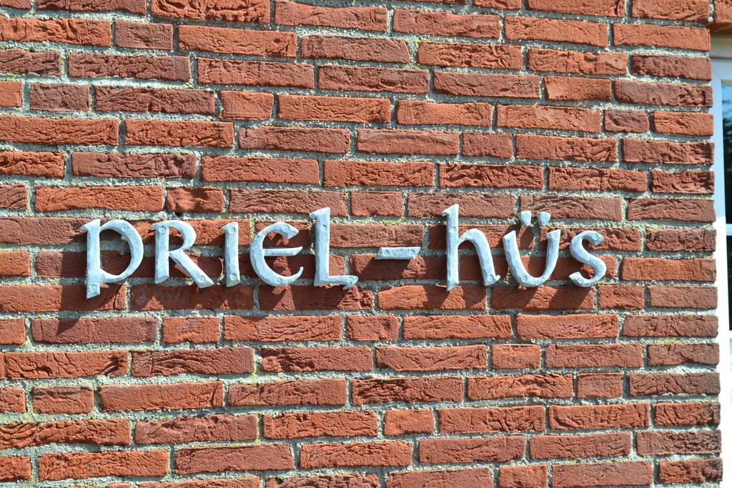 Priel-Hues Apartment List Exterior foto