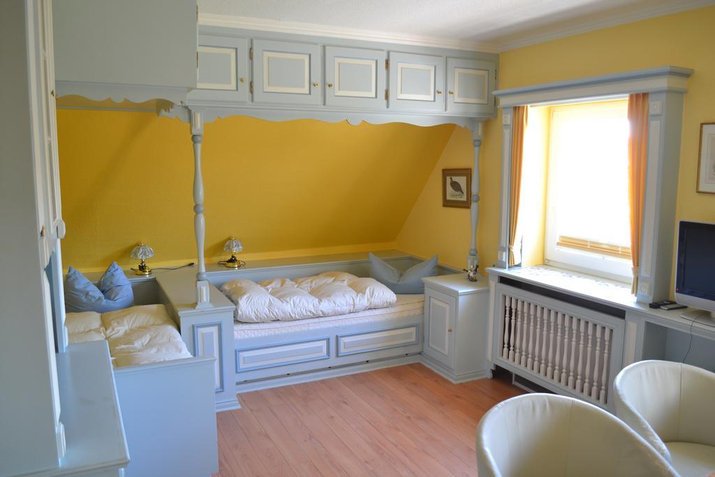 Priel-Hues Apartment List Cameră foto