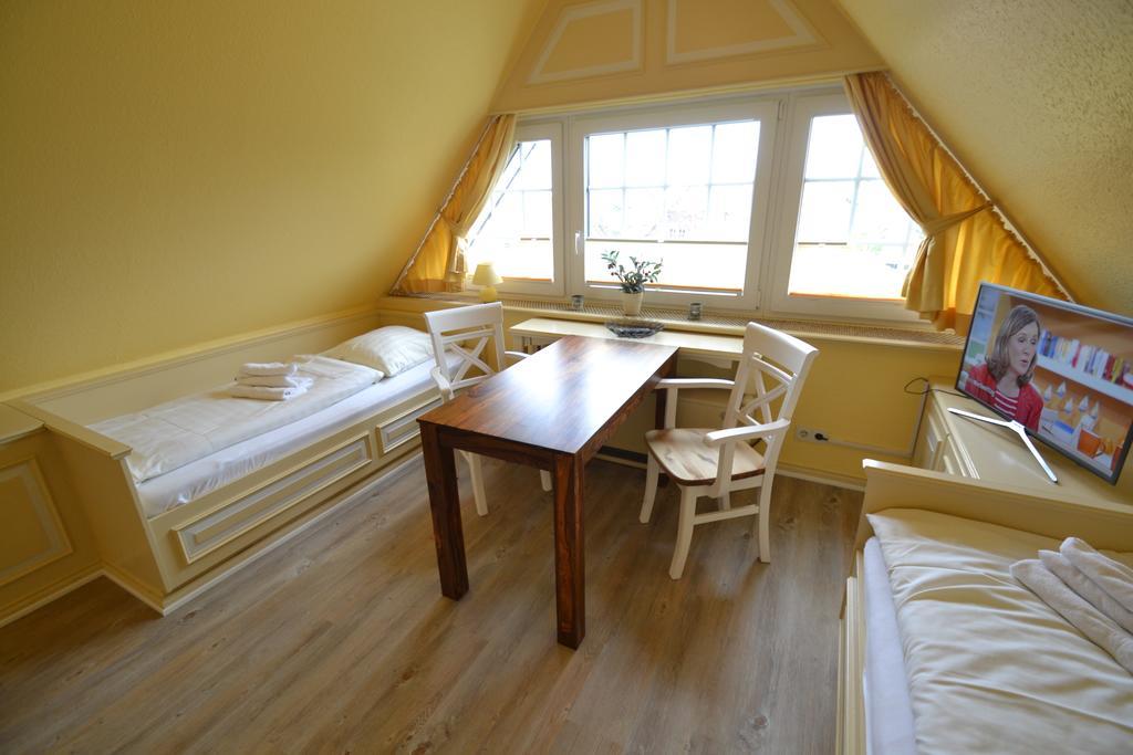 Priel-Hues Apartment List Exterior foto